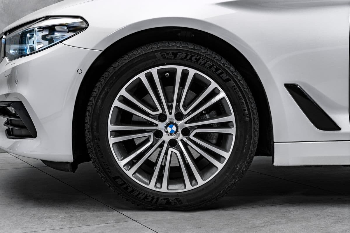 2019 BMW 5-Series - 2