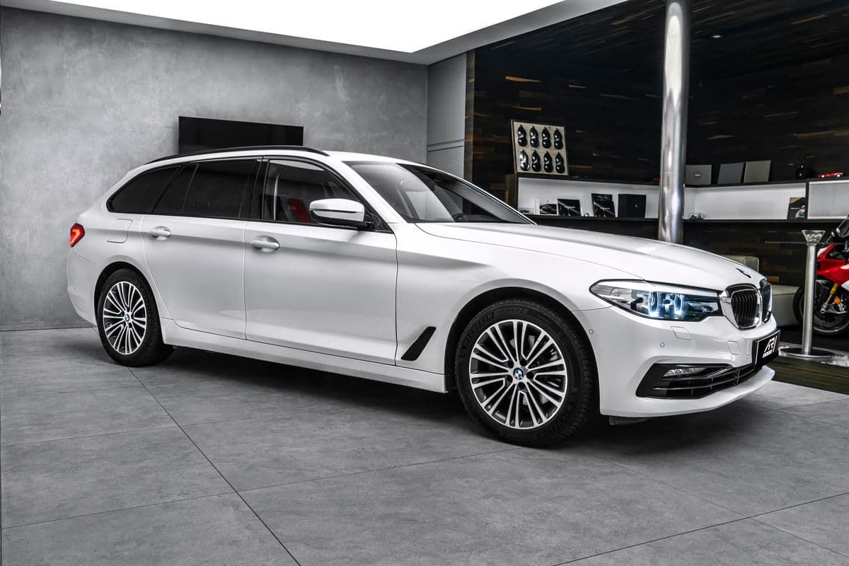 2019 BMW 5-Series - 4