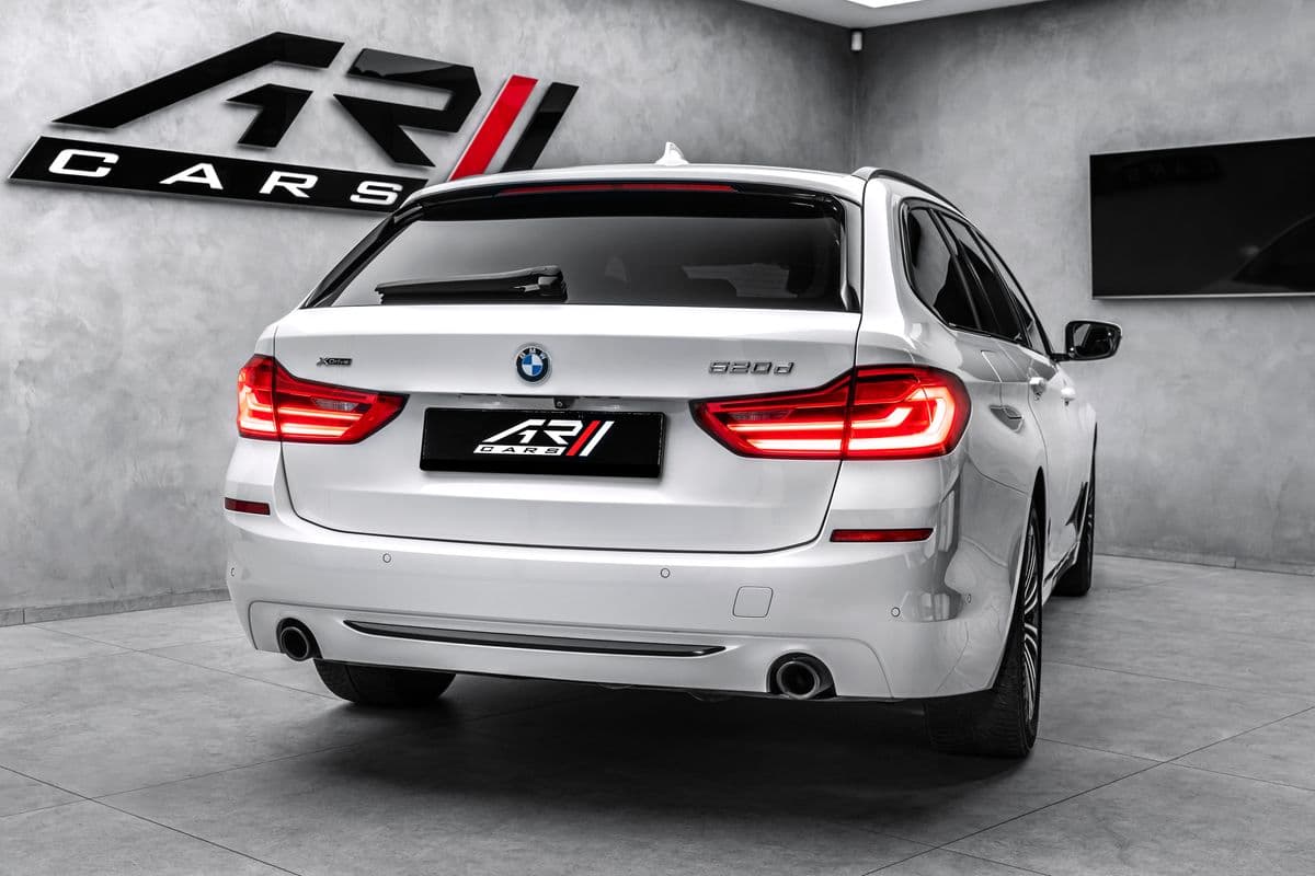 2019 BMW 5-Series - 6