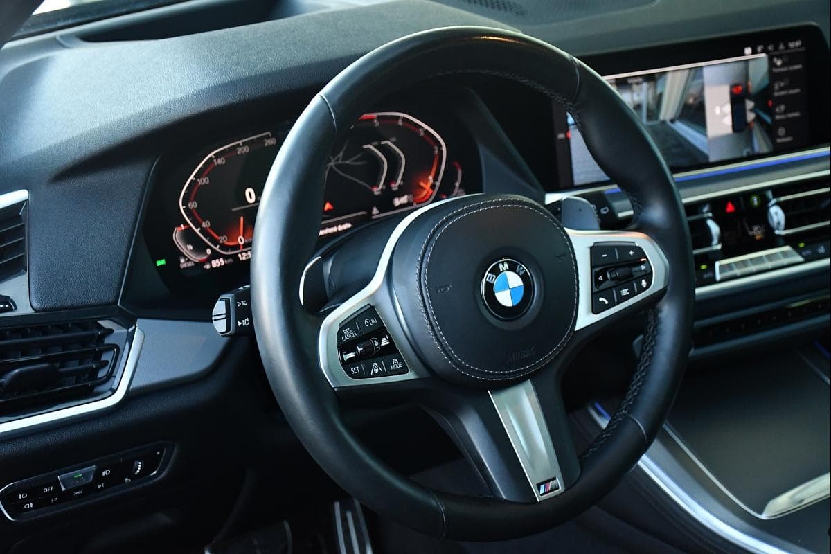 2019 BMW X5 - 16