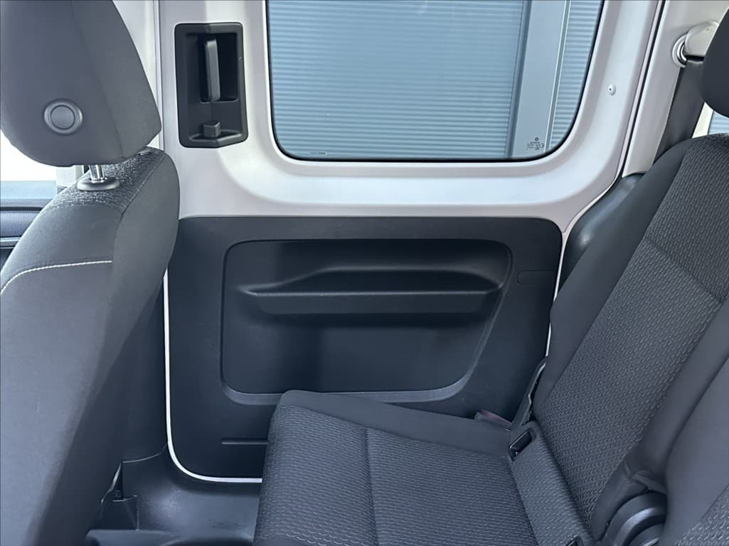 2020 Volkswagen Caddy - 15