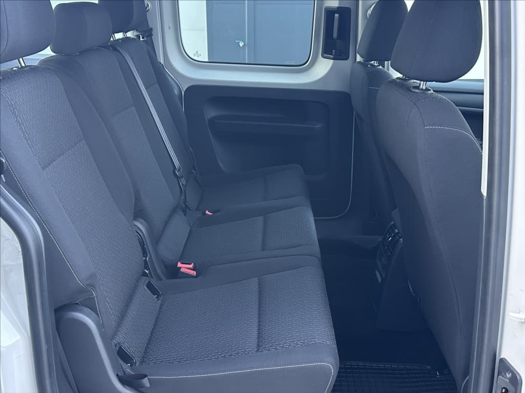 2020 Volkswagen Caddy - 19