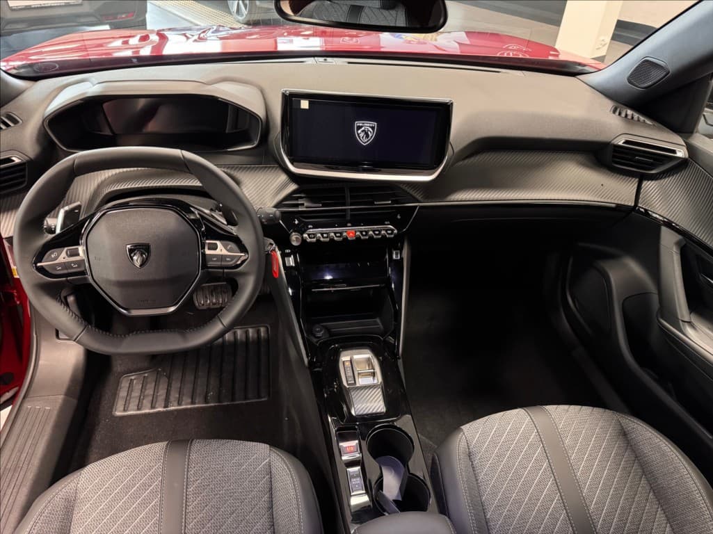 2026 Peugeot 2008 - 8