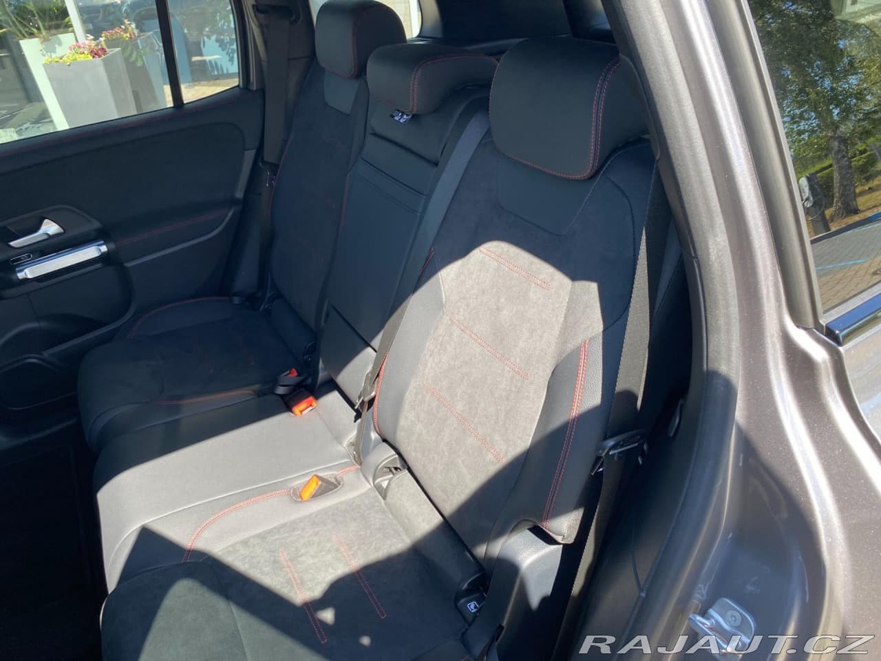 2025 Mercedes-Benz Eqb - 20