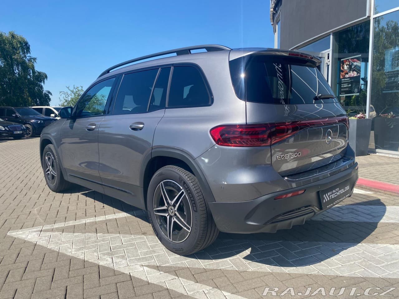 2025 Mercedes-Benz Eqb - 6