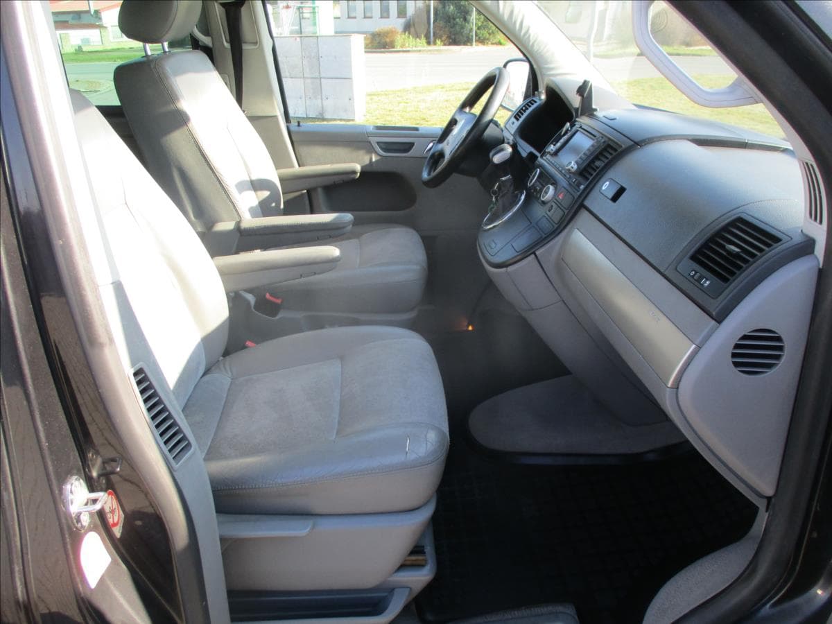 2005 Volkswagen Multivan - 14