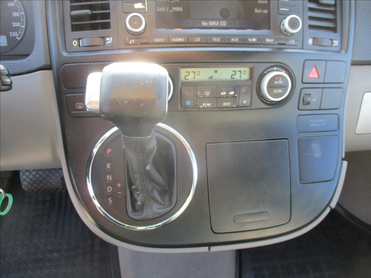 2005 Volkswagen Multivan - 18