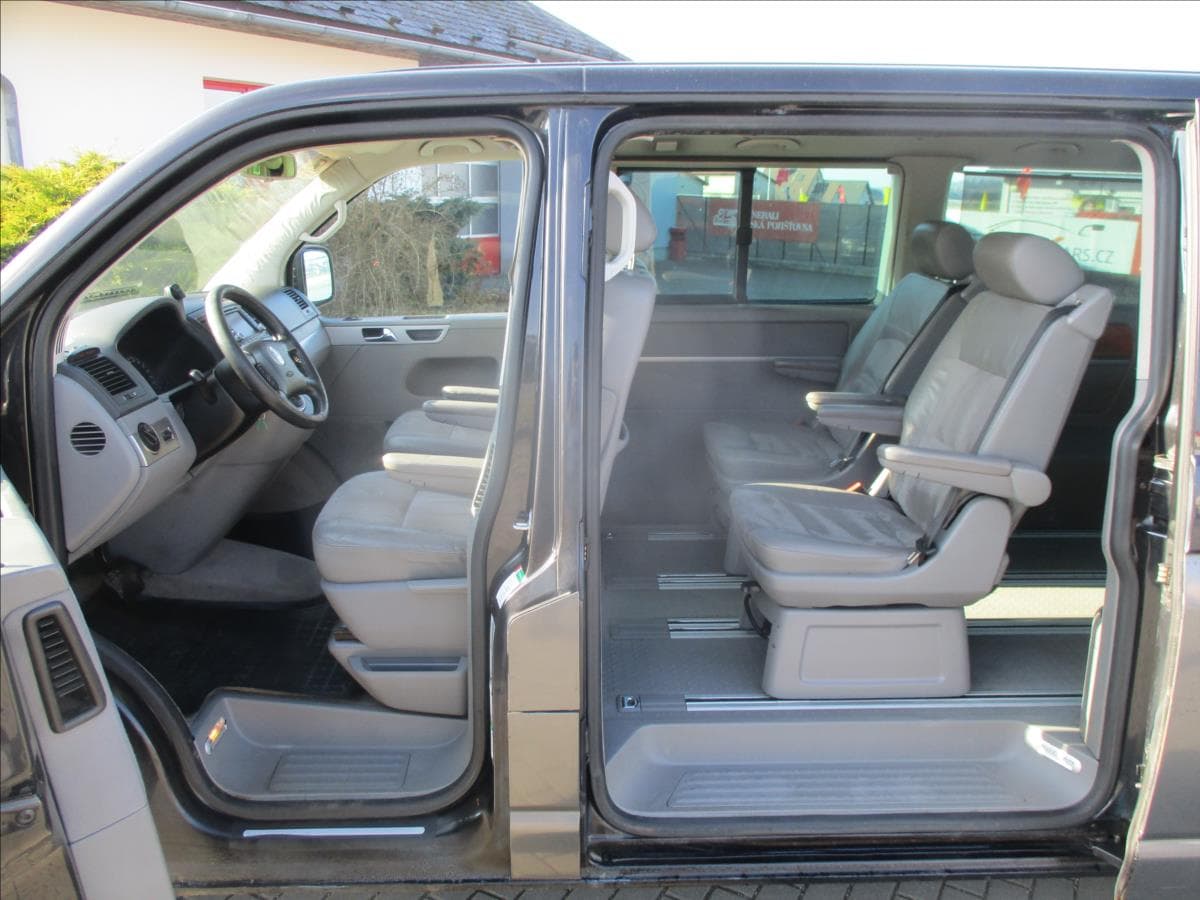 2005 Volkswagen Multivan - 7