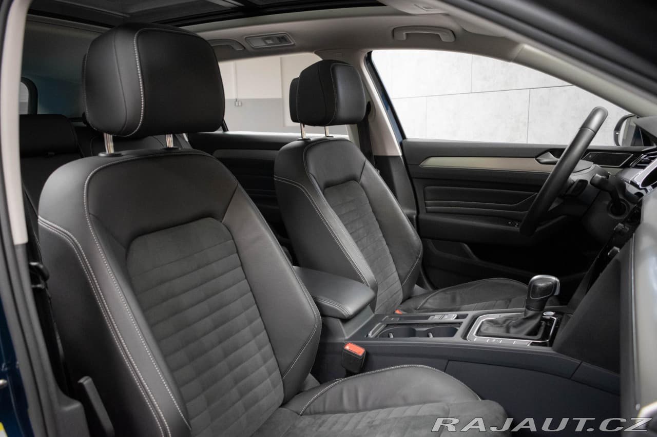 2022 Volkswagen Passat - 11