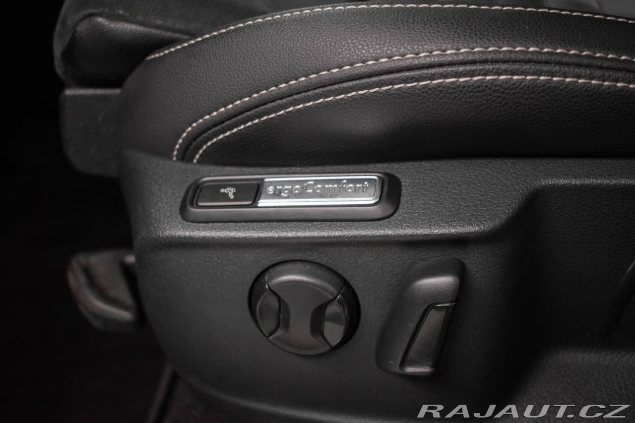 2022 Volkswagen Passat - 15