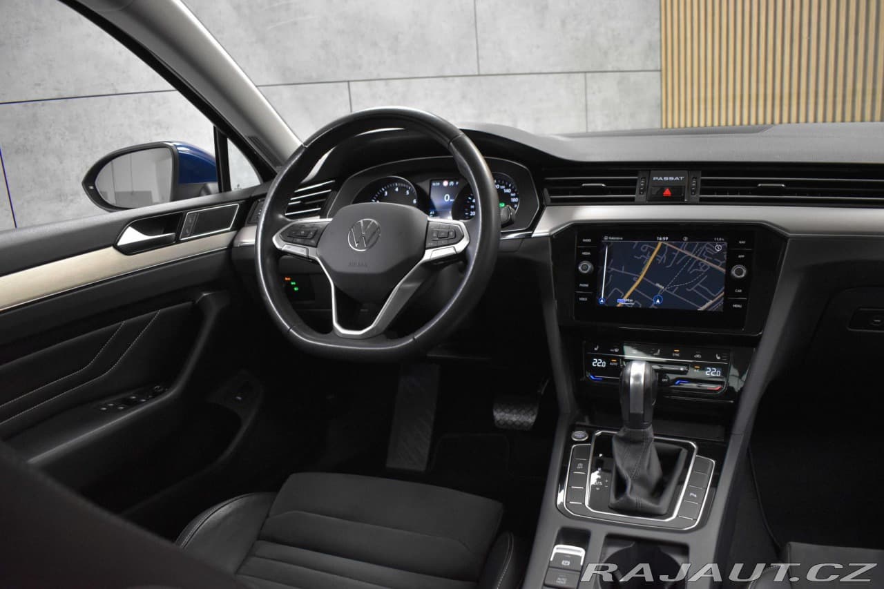 2022 Volkswagen Passat - 8