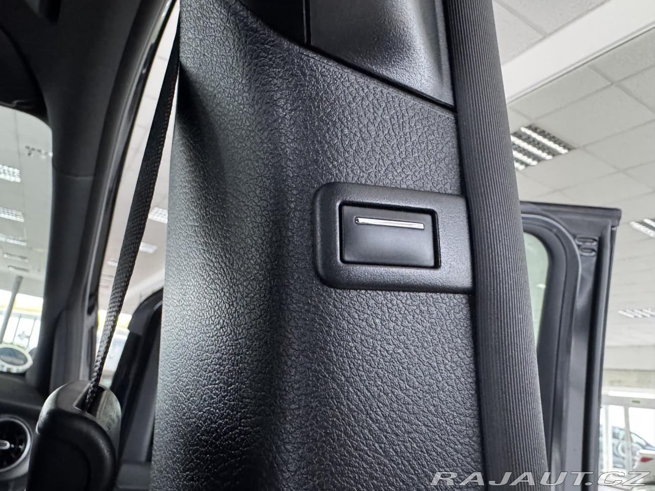 2022 Mercedes-Benz V-Class - 19