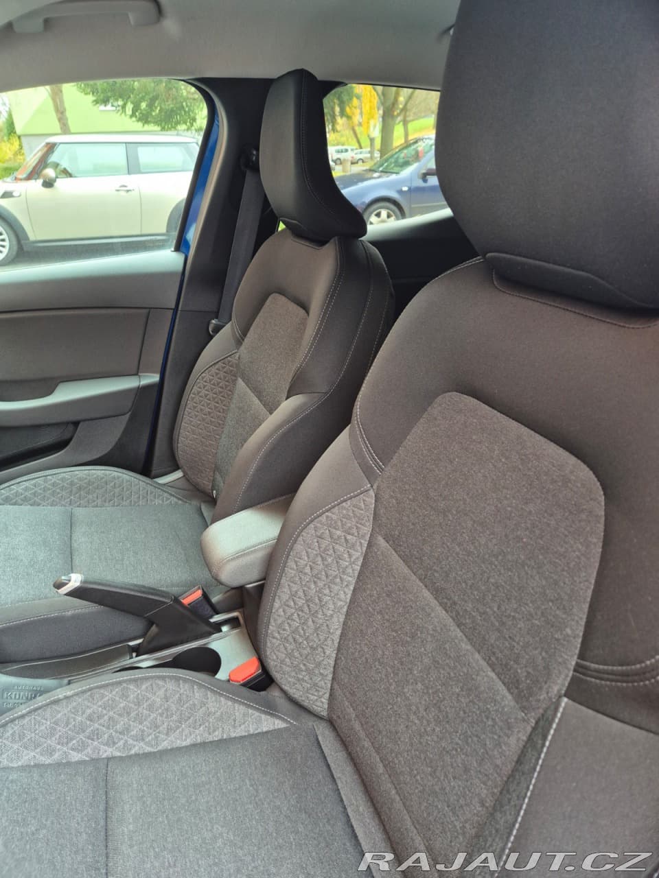 2020 Renault Clio - 19