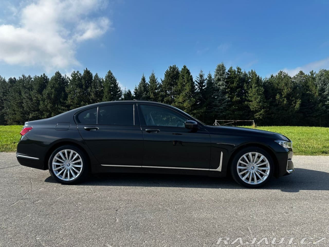 2021 BMW 7-Series - 18