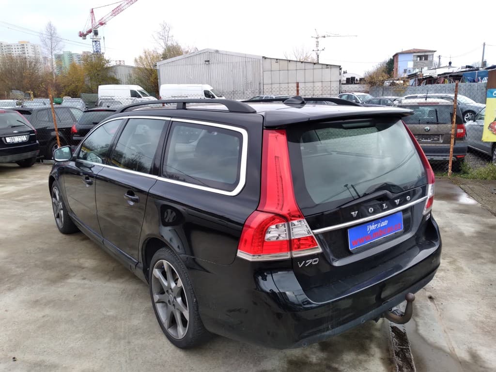 2016 Volvo V70 - 2