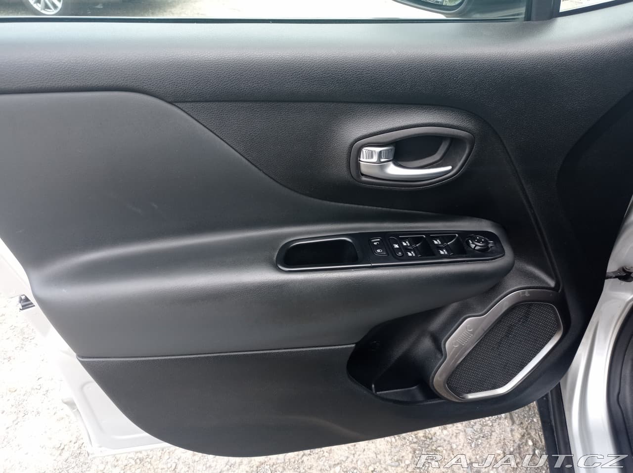 2018 Jeep Renegade - 10