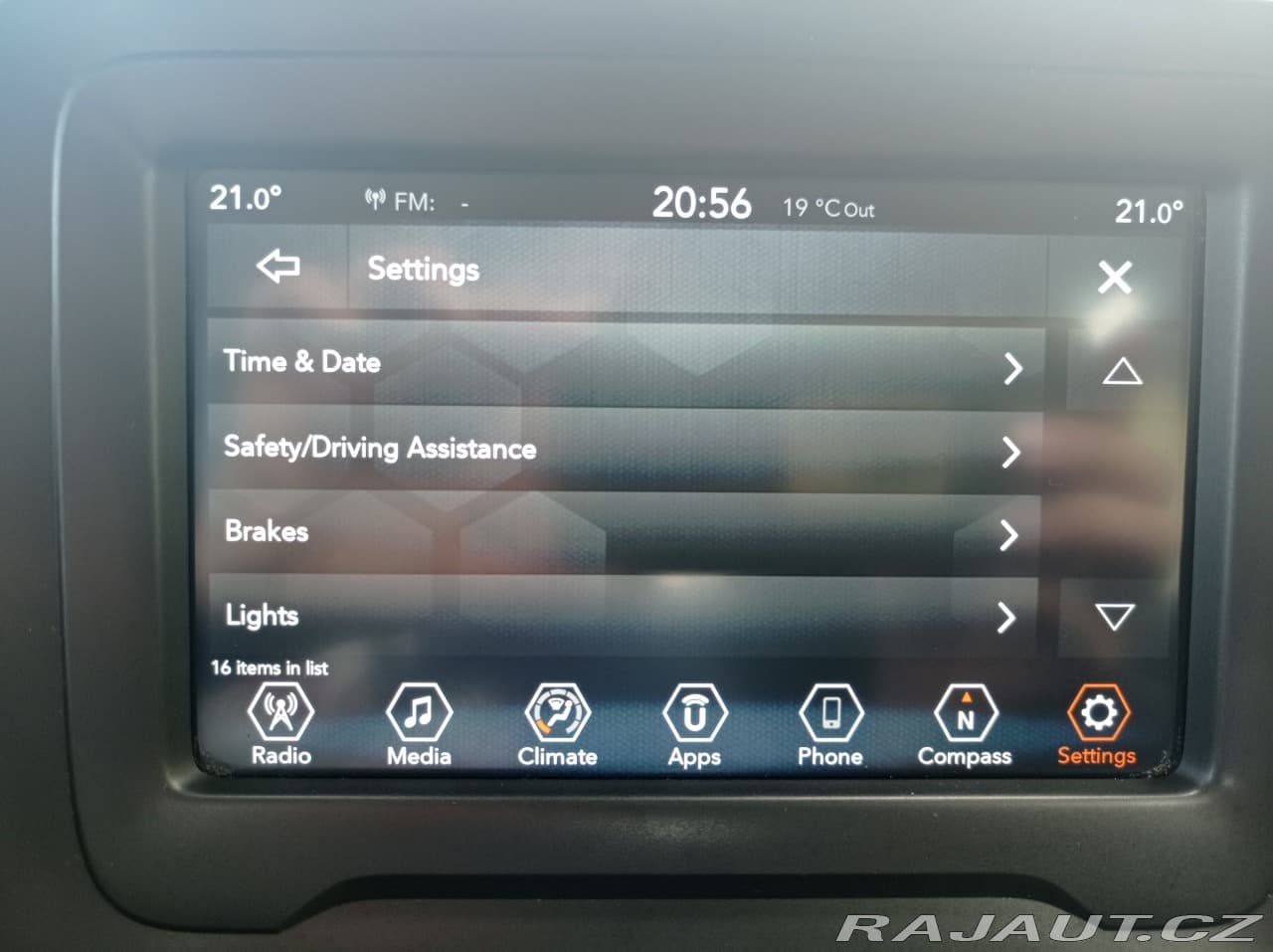 2018 Jeep Renegade - 19