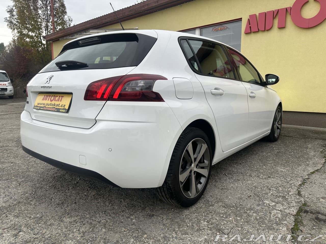 2018 Peugeot 308 - 3