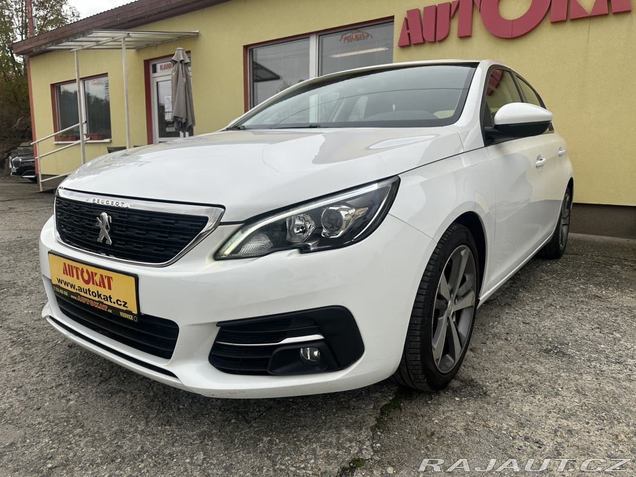 2018 Peugeot 308 - 7