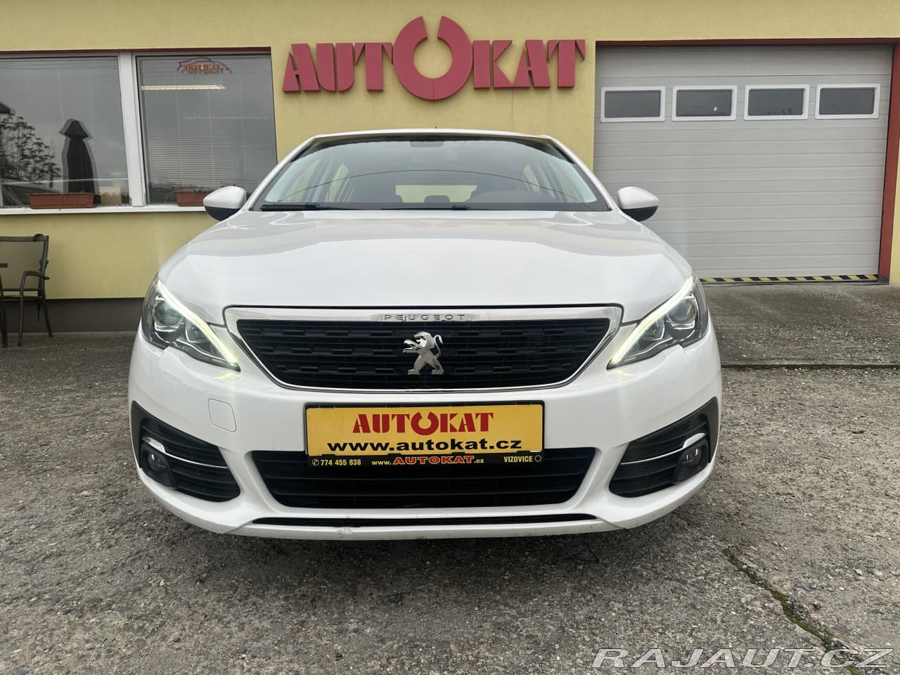 2018 Peugeot 308 - 8