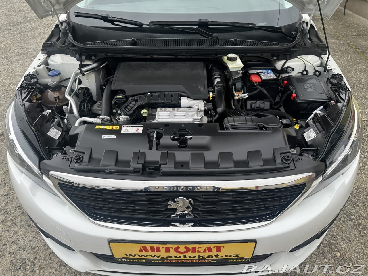 2018 Peugeot 308 - 9