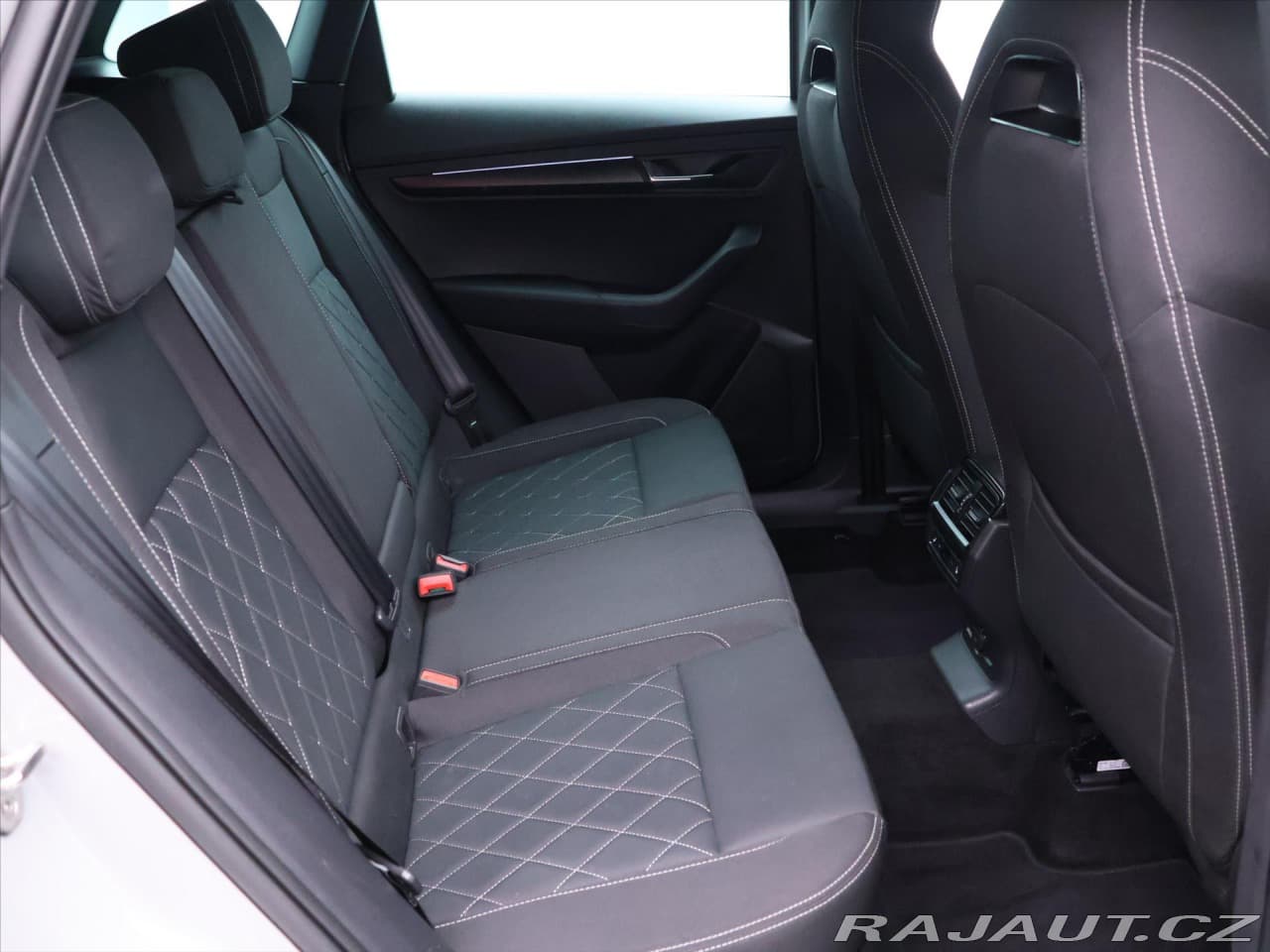 2022 Škoda KAROQ - 16