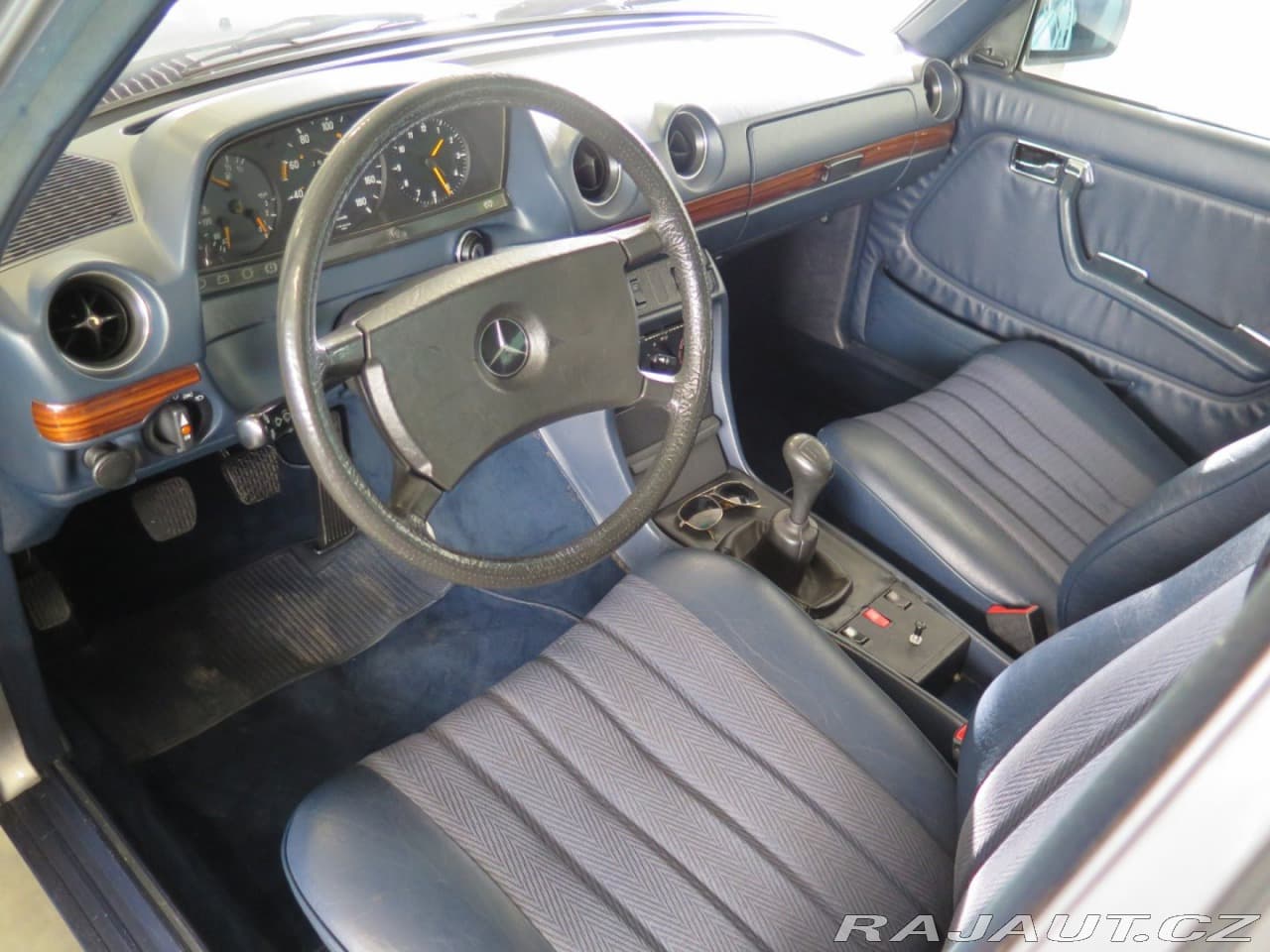 1983 Mercedes-Benz Ostatní - 11