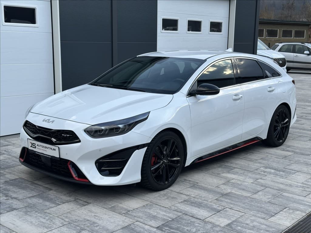 2022 Kia Proceed - 10