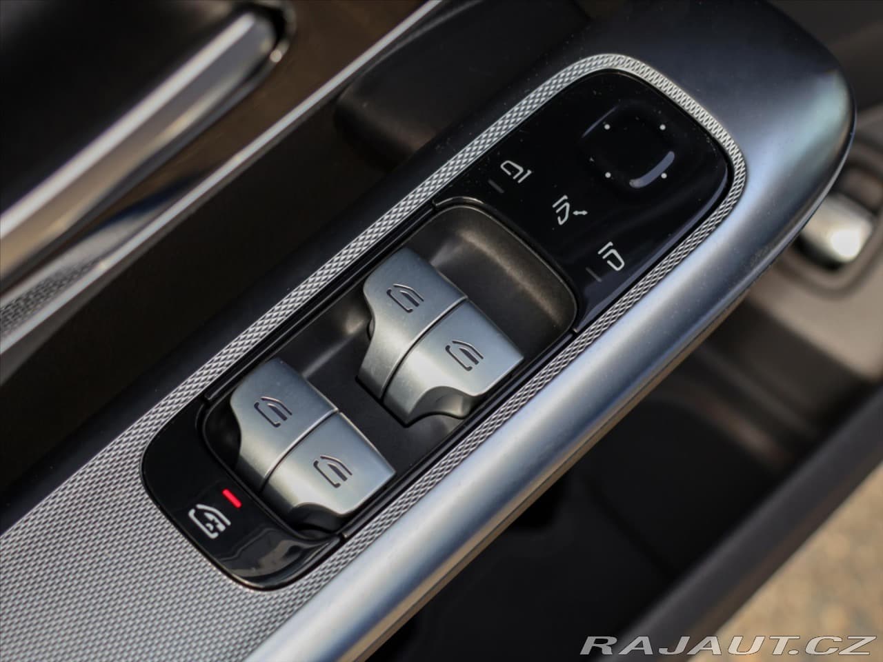 2025 Mercedes-Benz Glc - 17