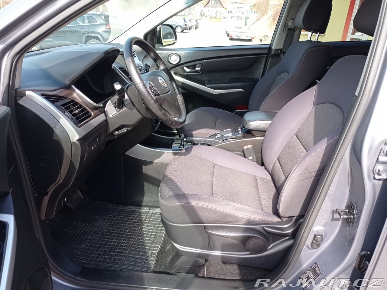 2015 SsangYong Korando - 11