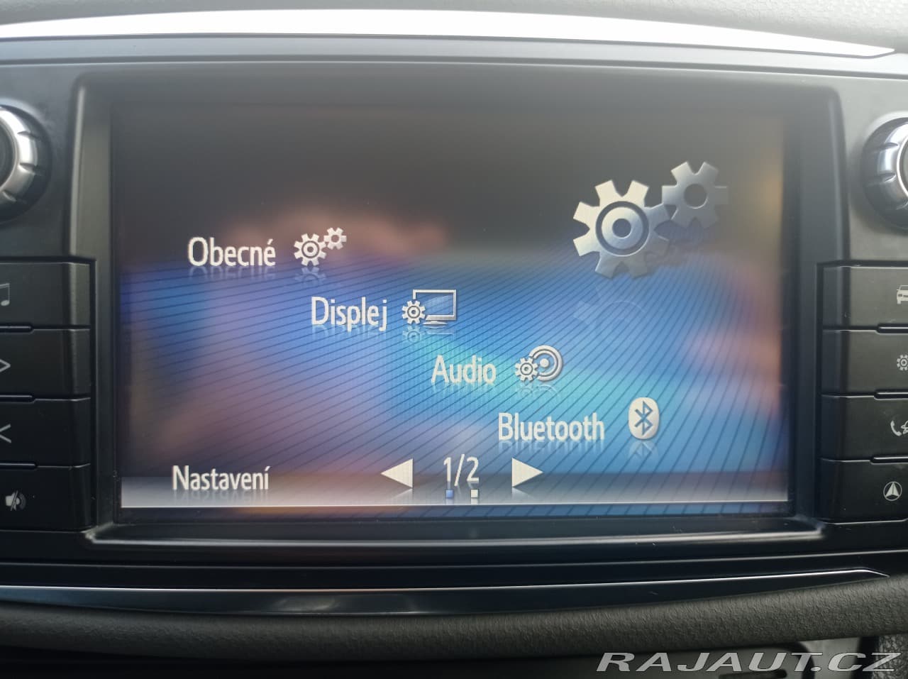 2016 Toyota Yaris - 19