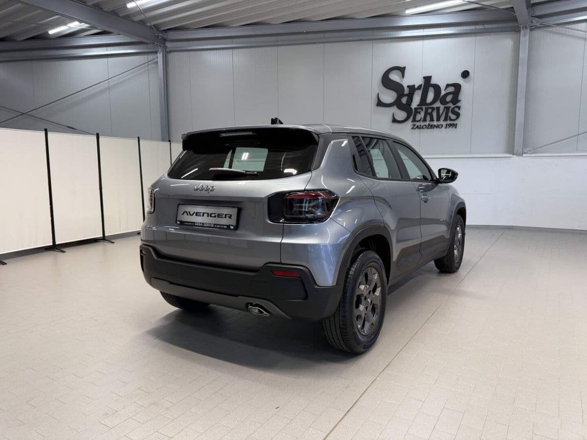 2025 Jeep Avenger - 4