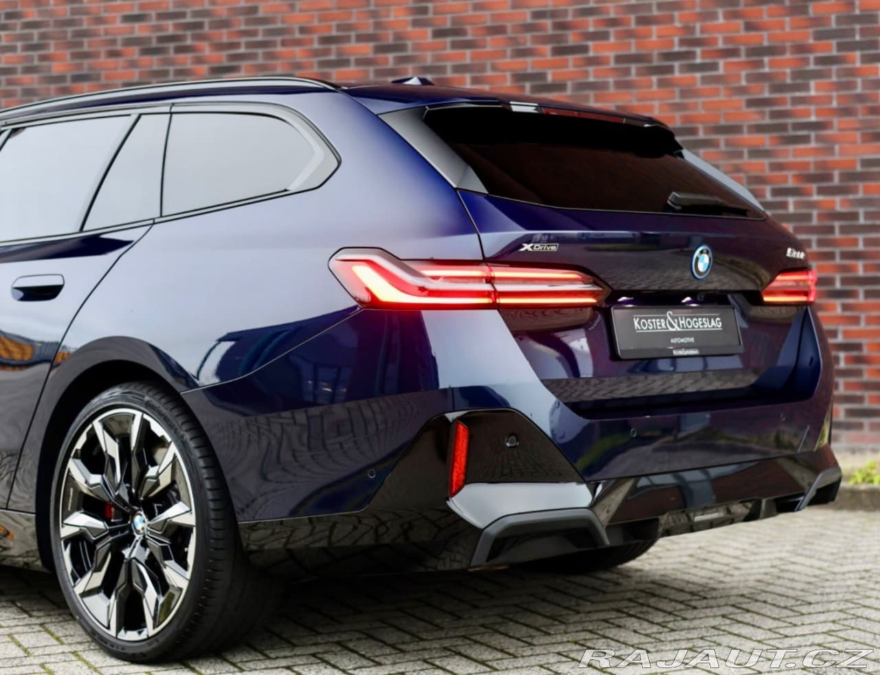 2025 BMW 5-Series - 12