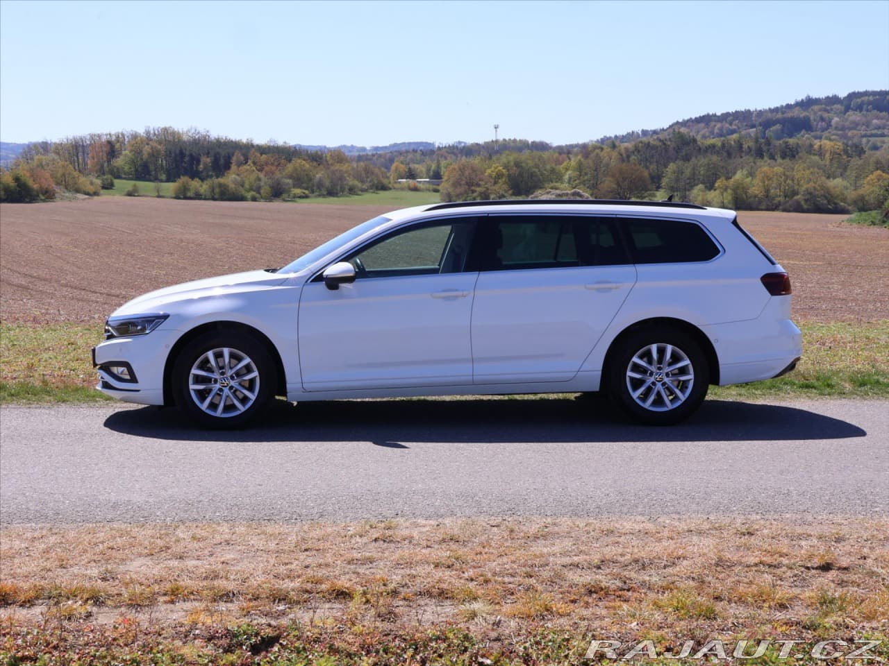 2022 Volkswagen PASSAT - 4