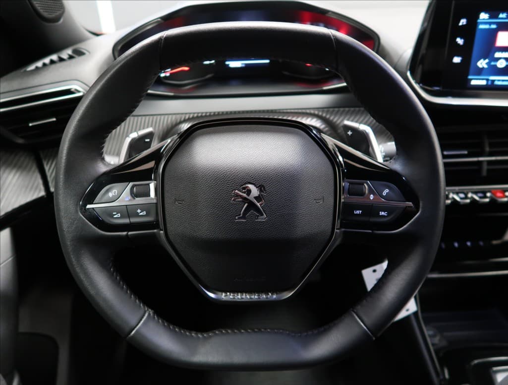 2023 Peugeot 2008 - 13