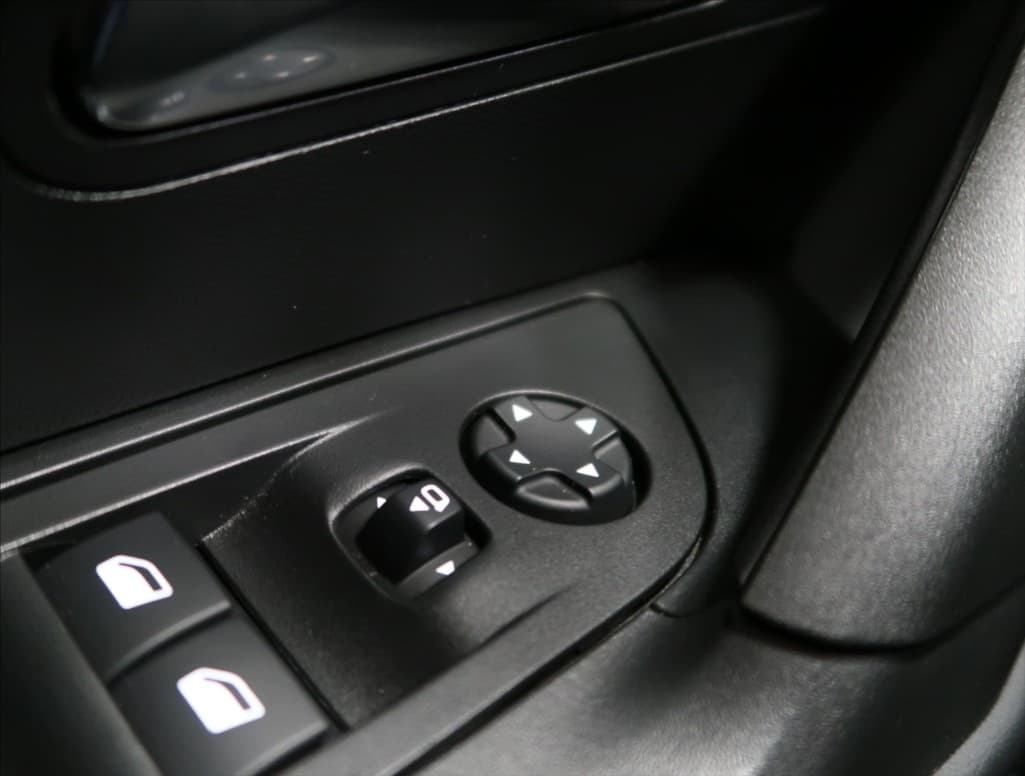 2023 Peugeot 2008 - 20