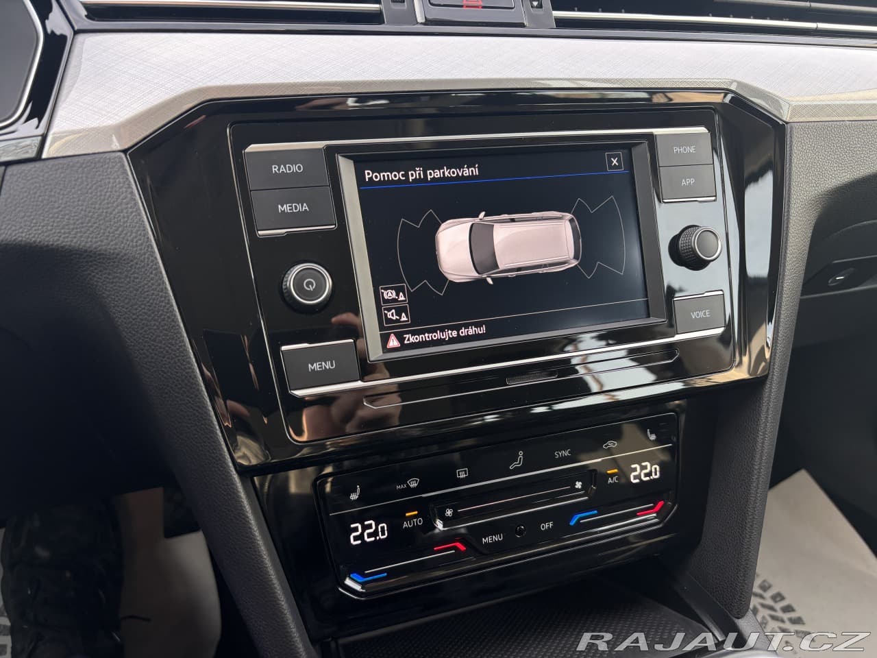 2022 Volkswagen Passat - 14