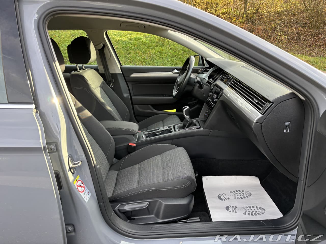 2022 Volkswagen Passat - 19