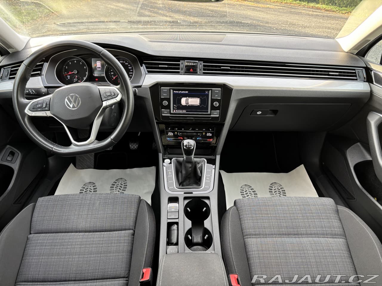 2022 Volkswagen Passat - 9