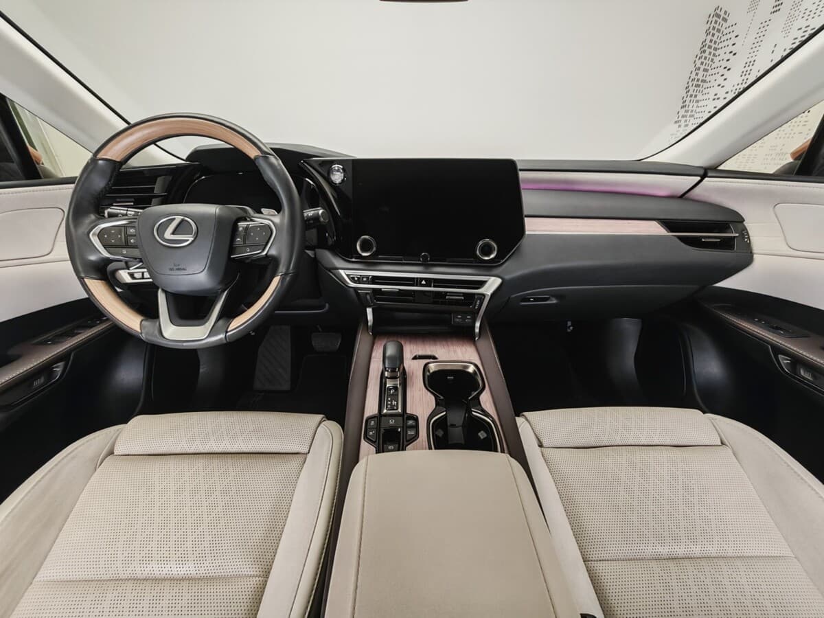 2023 Lexus Ostatní - 14