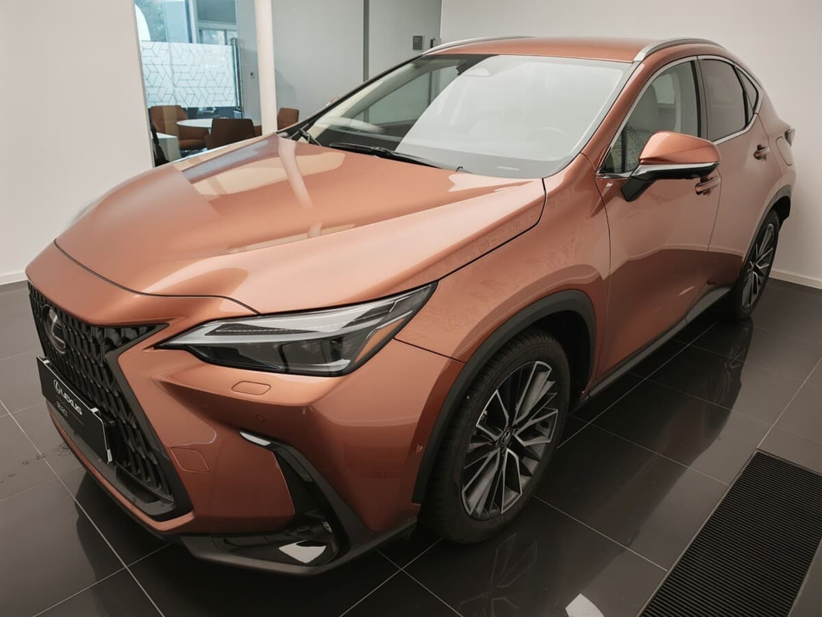 Lexus  NX 450h plus 450h+ 4x4