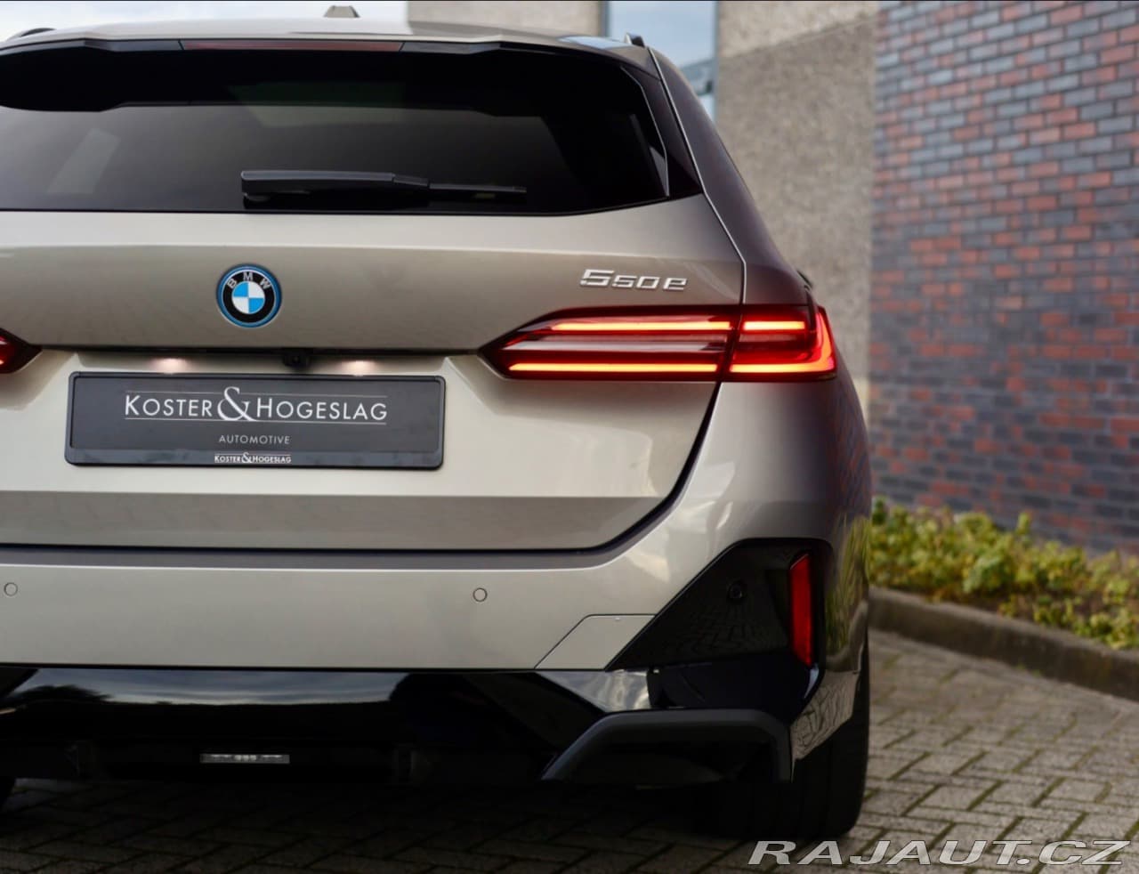 2025 BMW 5-Series - 13