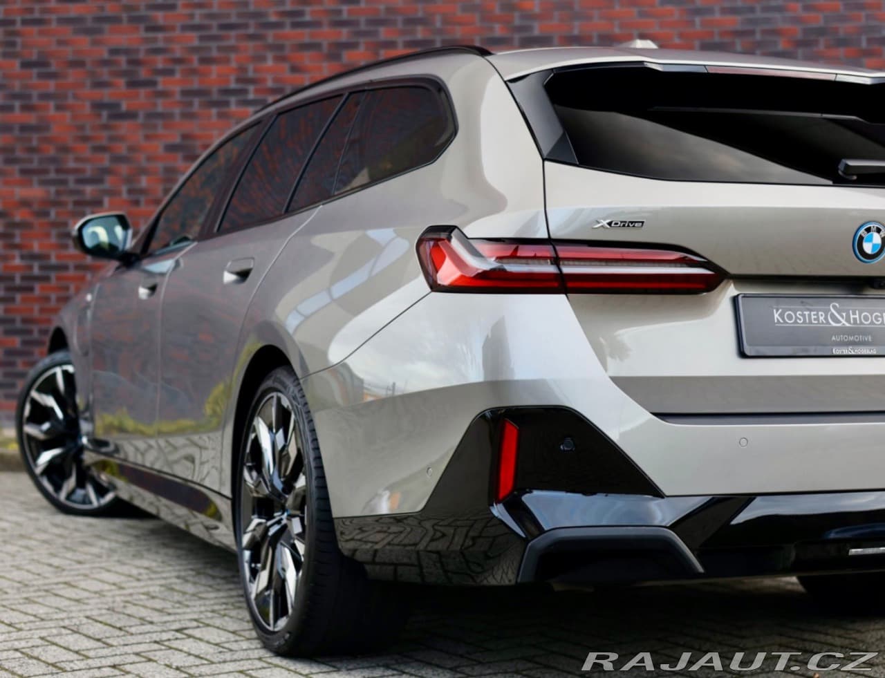 2025 BMW 5-Series - 17