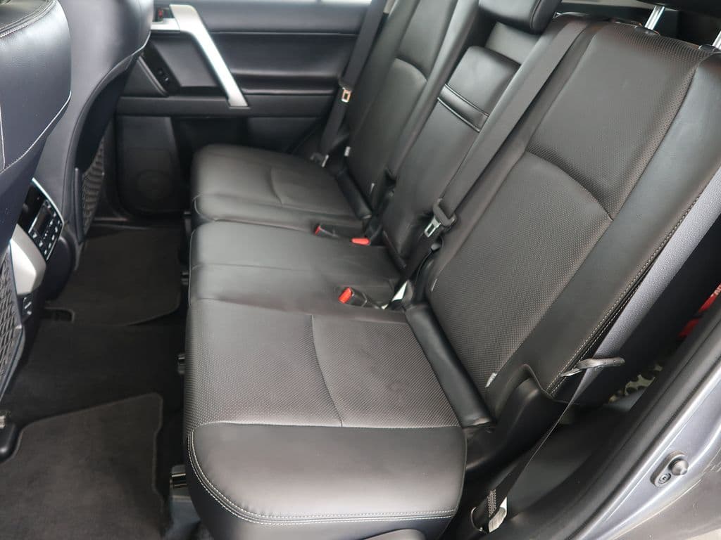 2023 Toyota Land Cruiser - 10