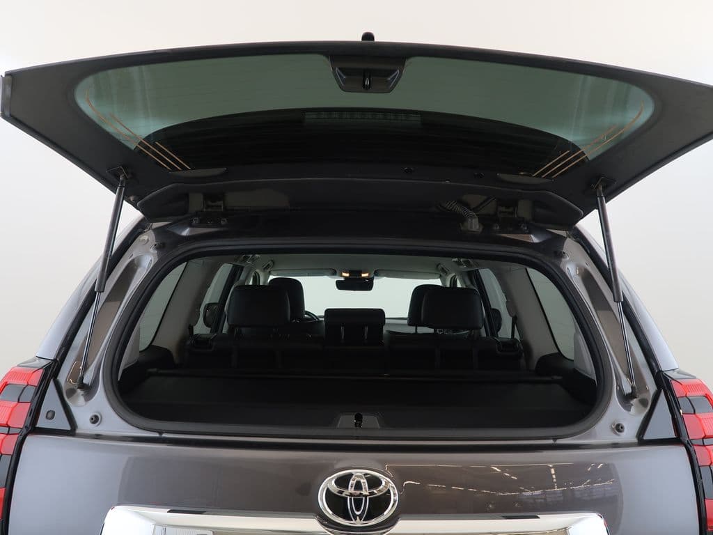 2023 Toyota Land Cruiser - 13