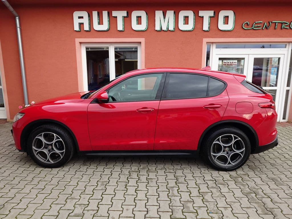 2021 Alfa Romeo Stelvio - 2