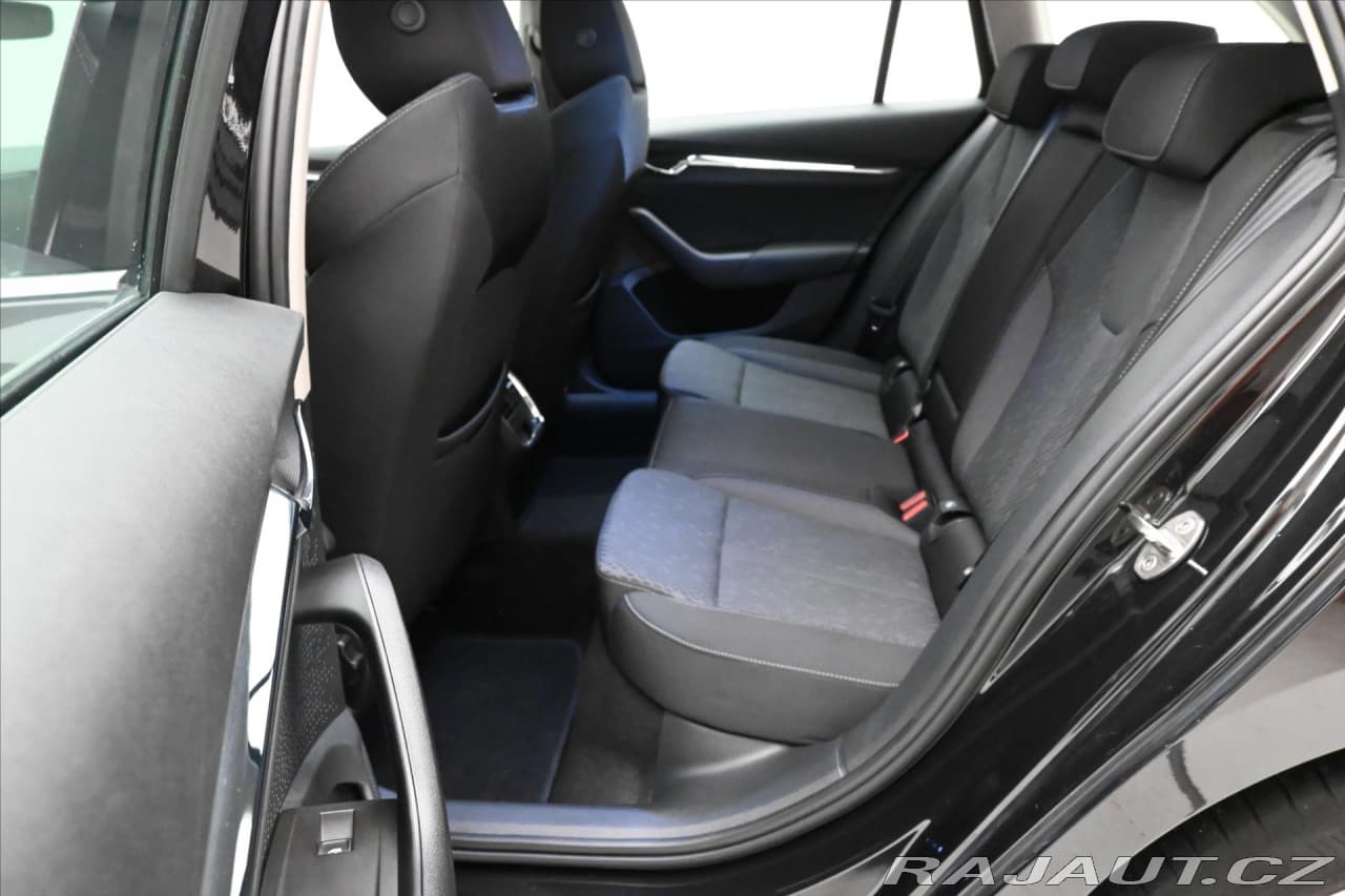 2022 Škoda Octavia - 14