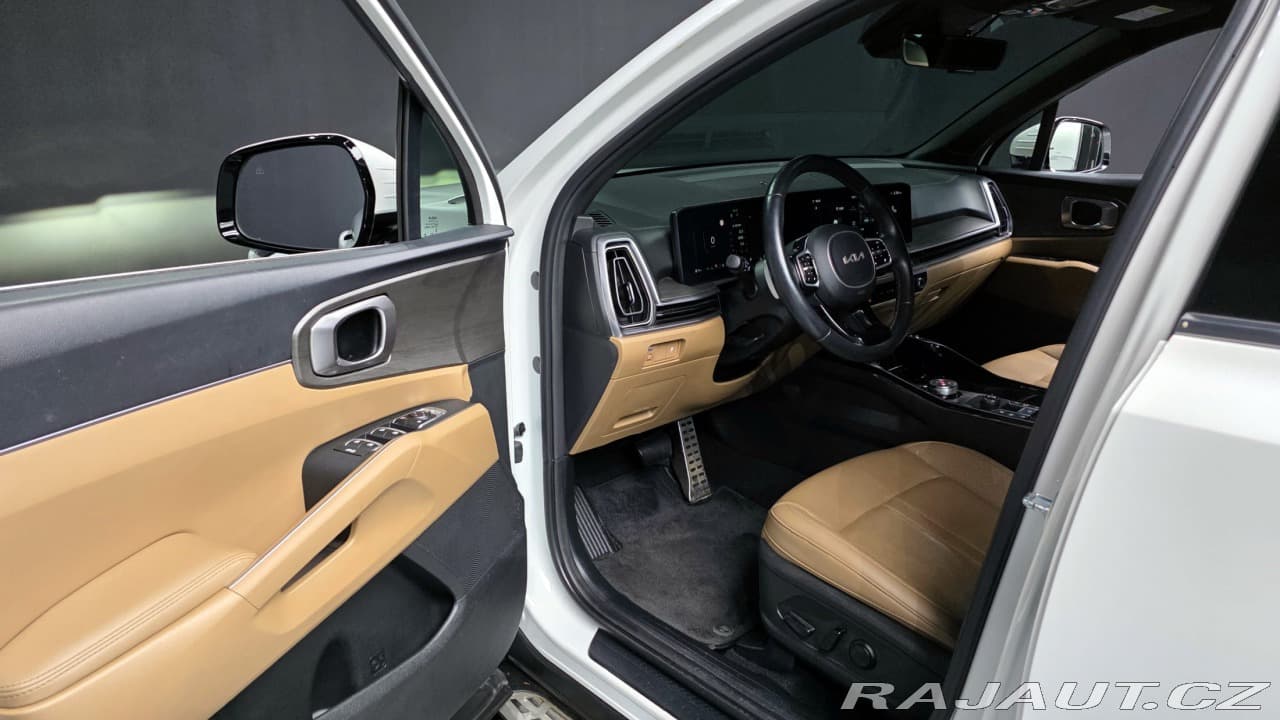 2024 Kia Sorento - 11