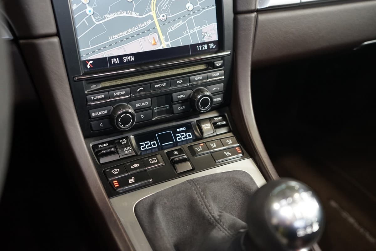 2013 Porsche 911 - 16