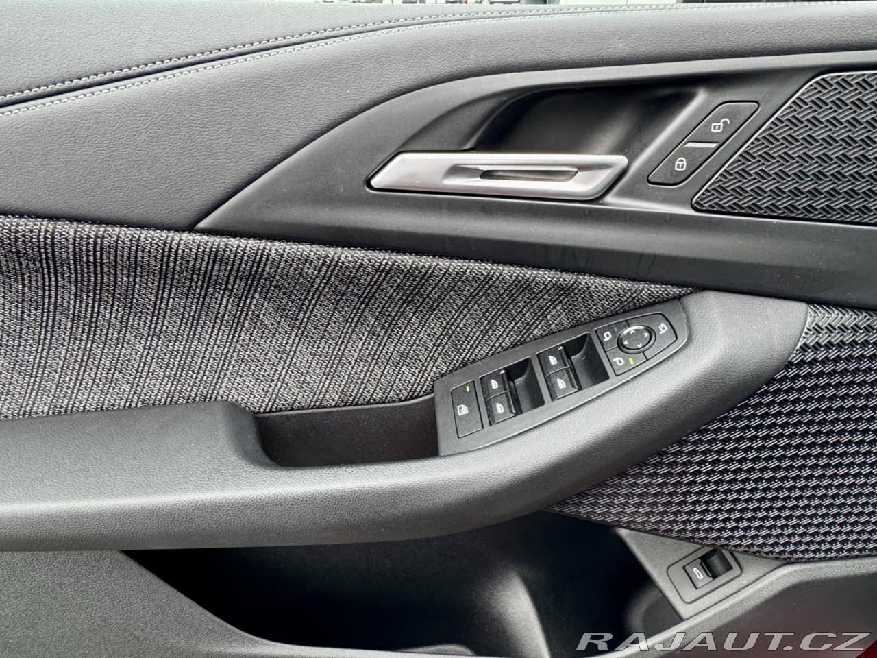 2024 BMW 2-Series - 10